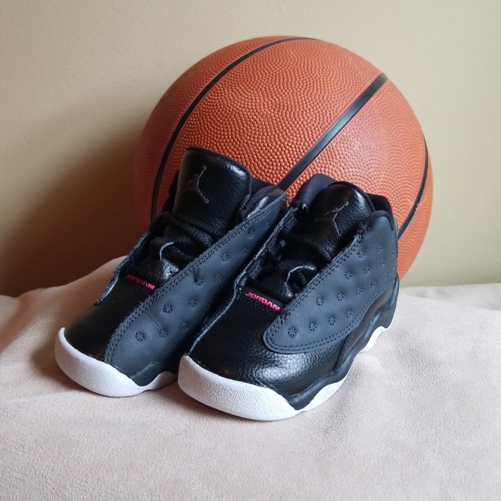 Girls JORDANS